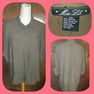 🦄 Miss Lili Green Button Down Shirt